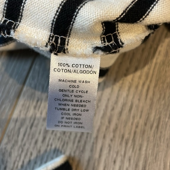 LOFT Super cute striped Blue & White shirt with Denim bottom . - Picture 7 of 7